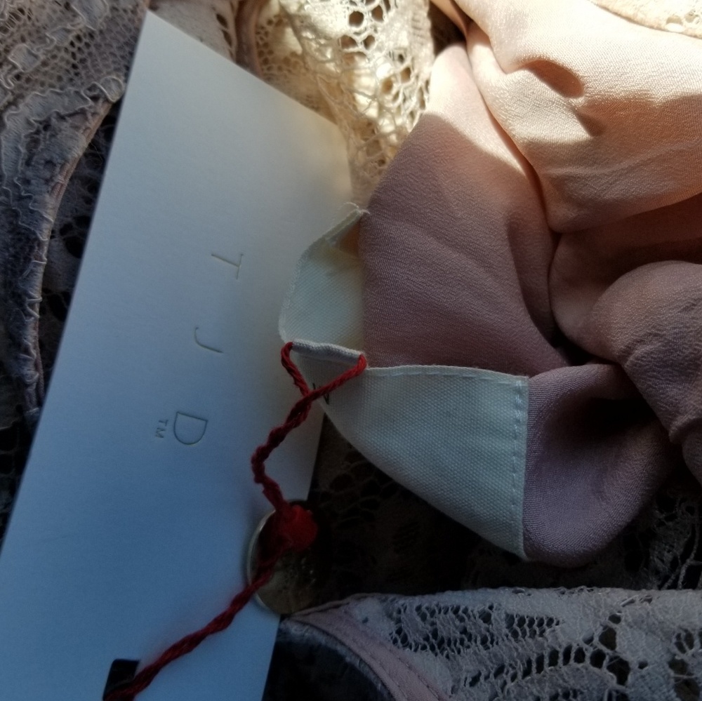 The Jetset Diaries Cream High-Low Sundress with Plunge Neckline - Picture 8 of 8